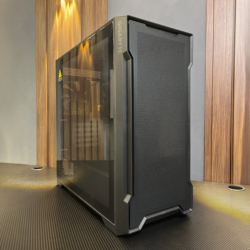 Case Gigabyte C102 Glass negro Mid Tower Micro-ATX con panel de vidrio templado y flujo de aire optimizado - Laptop Express Caracas