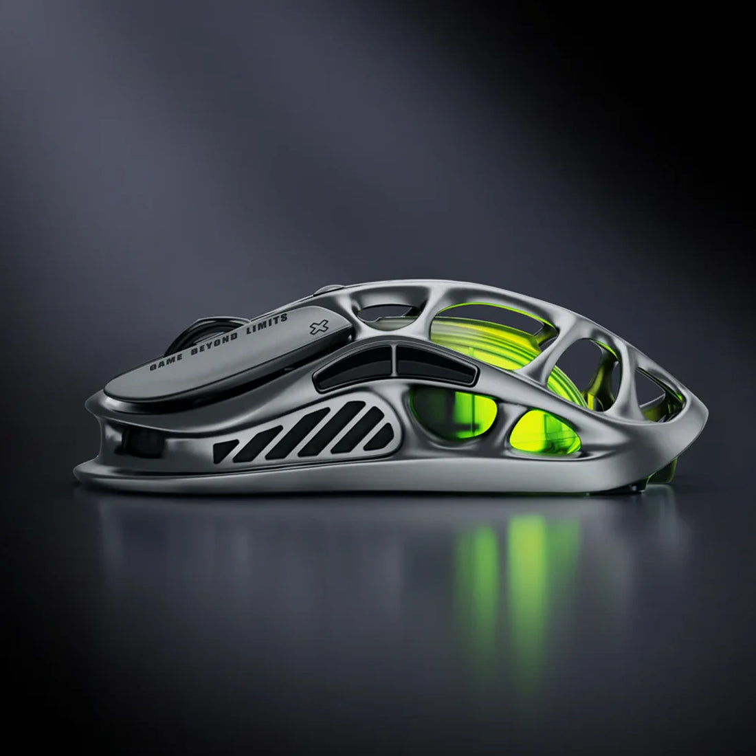 Mouse gamer inalámbrico GravaStar Mercury M1 Pro en color gris gunmetal con chasis de aleación de magnesio, sensor PAW3395 e iluminación RGB - Laptop Express Caracas
